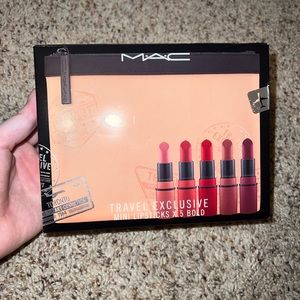 Max Travel Exclusive 5 Mini Lipsticks and Makeup Bag